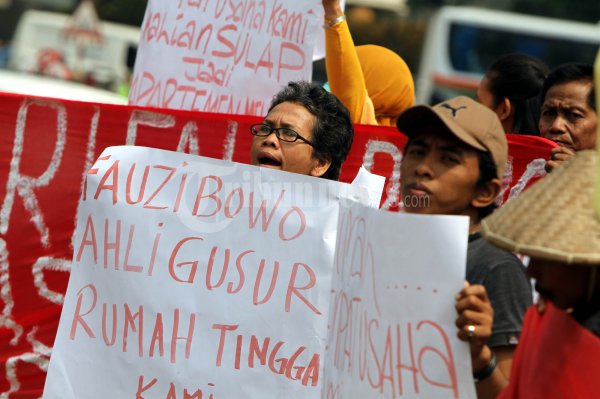 Unjukrasa Warga Rawasari