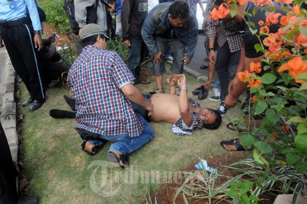 Simpatisan Jokowi Ahok Terbarak Motor