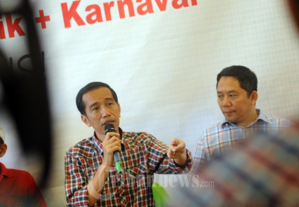 Jokowi Adakan Karnaval Kotak Kotak