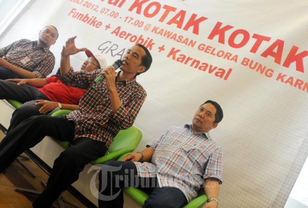 Jokowi Konpers Karnaval Kotak Kotak