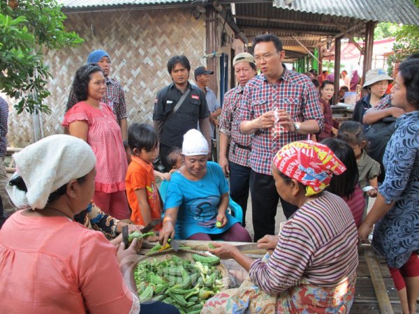 Ahok Kampanye di Kepulauan Seribu