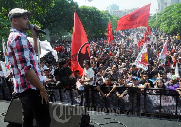 Ribuan Simpatisan Jokowi Ahok