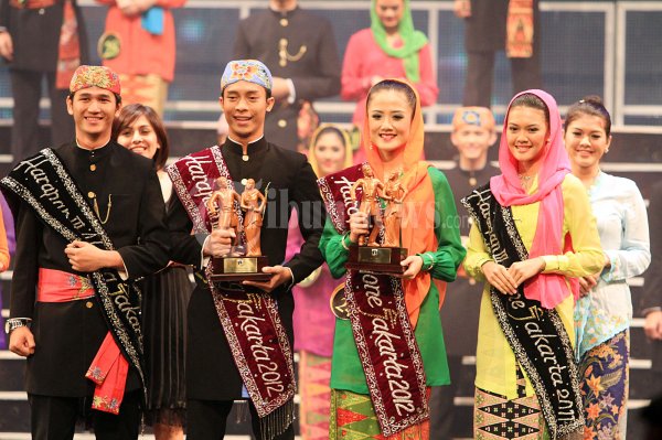 ABANG NONE 2012