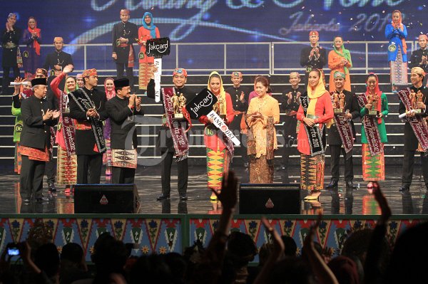ABANG NONE 2012