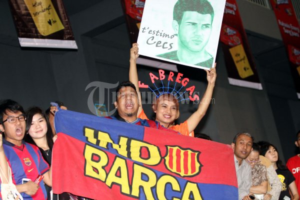 Fans Cesc Fabregas