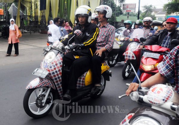 Jokowi Naik Ojek Jeki