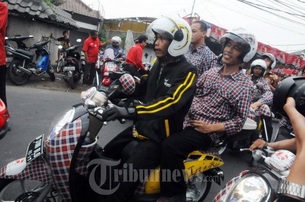 Jokowi Naik Ojek Jeki