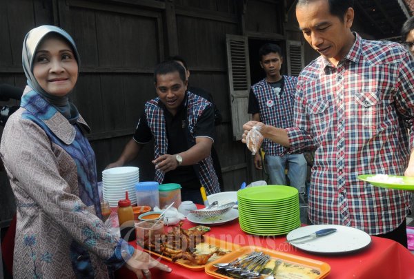 Jokowi Sarapan Pagi Ditemani Wakil Gubernur Jateng