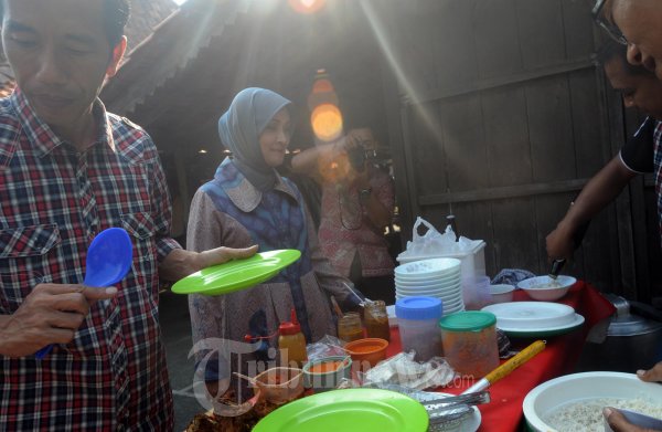 Jokowi Sarapan Pagi Ditemani Wakil Gubernur Jateng