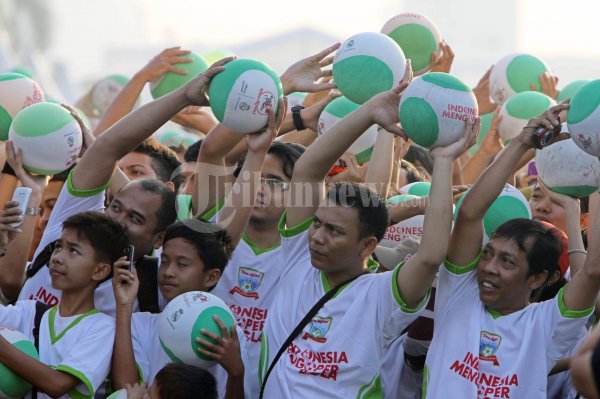 Indonesia Mengoper Bola