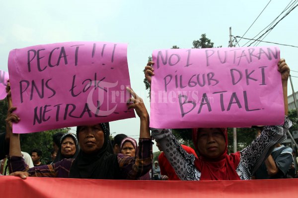 Demo Tuntut PNS Netral pada Pilkada DKI Jakarta