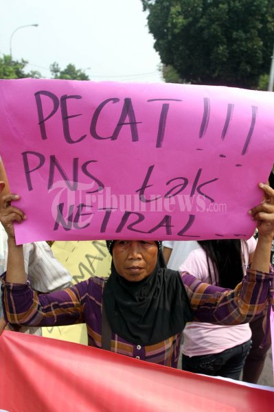 Demo Tuntut PNS Netral pada Pilkada DKI Jakarta