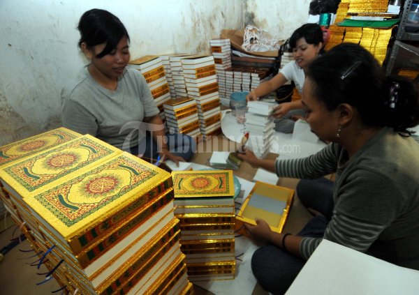 Pembuatan Al Quran Jelang Ramadhan