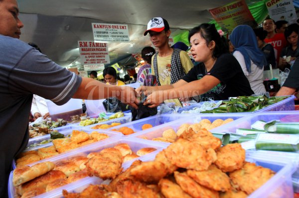 Penjual Makanan Buka Puasa