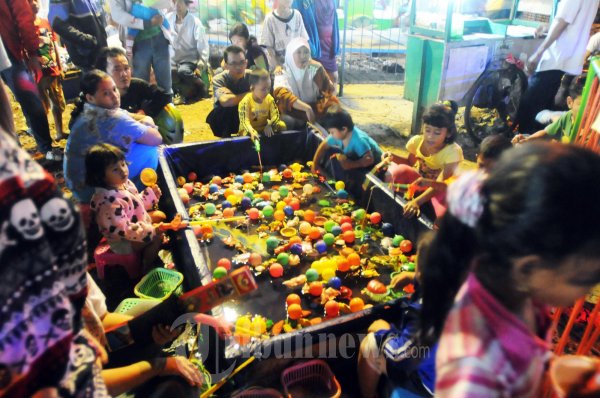 Pasar Malam dan Komedi Putar
