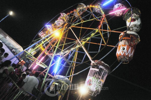 Pasar Malam dan Komedi Putar