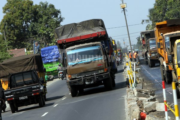 Perbaikan Jalan Pantura