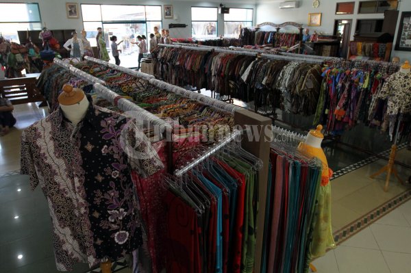 Batik Cirebon EB Tradisional
