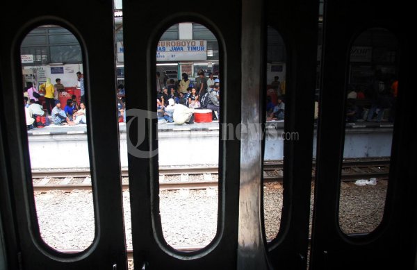 Mudik Lebaran Dengan Kereta