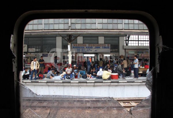 Mudik Lebaran Dengan Kereta