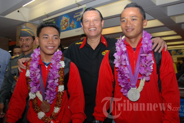 Triyatno dan Eko Yuli Irawan