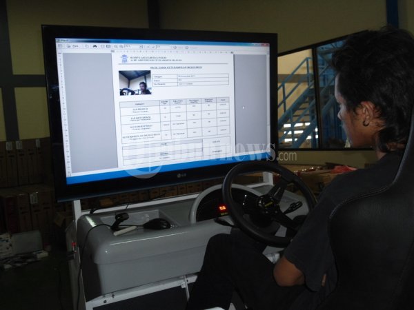 Simulator Uji SIM di Pabrik PT CMMA di Narogong