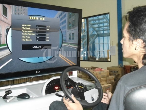 Simulator Uji SIM di Pabrik PT CMMA di Narogong