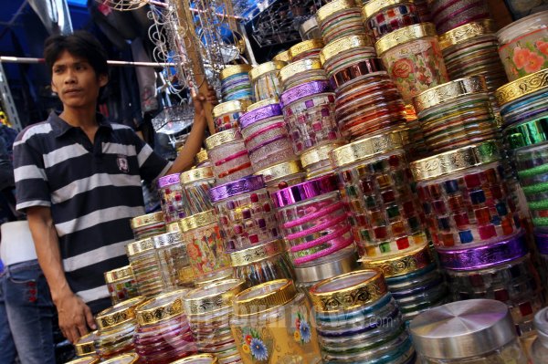Penjual Stoples Kue Lebaran