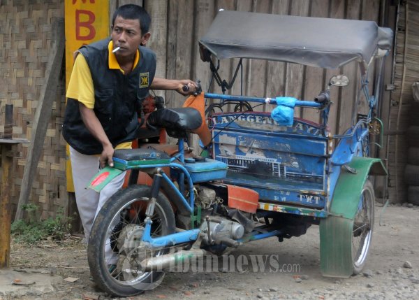 Becak Bermesin Semakin Marak