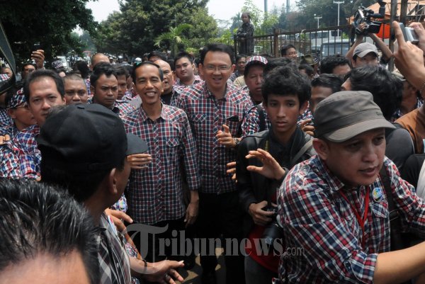Jokowi Ahok Dikawal Komunitas Motor Ber CC Besar