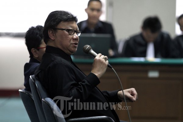 Saksi Tjahyo Kumolo