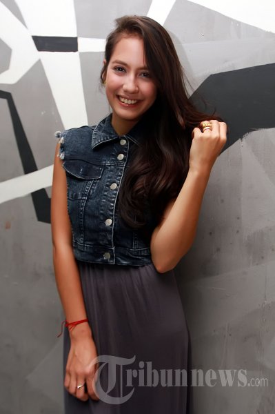Pevita Pearce