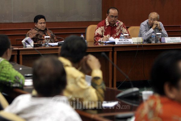 Pertemuan Tripartit Bahas Outsourcing