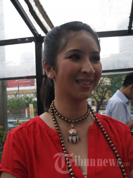 Novita Angie