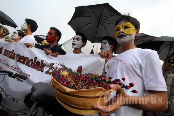 Generasi Muda Menolak Lupa