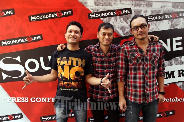 Andra & The Backbone