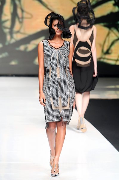 Karya Oscar Lawalata di JFW 2013