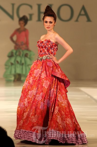Fashion Show Kondangan Peranakan Tionghoa