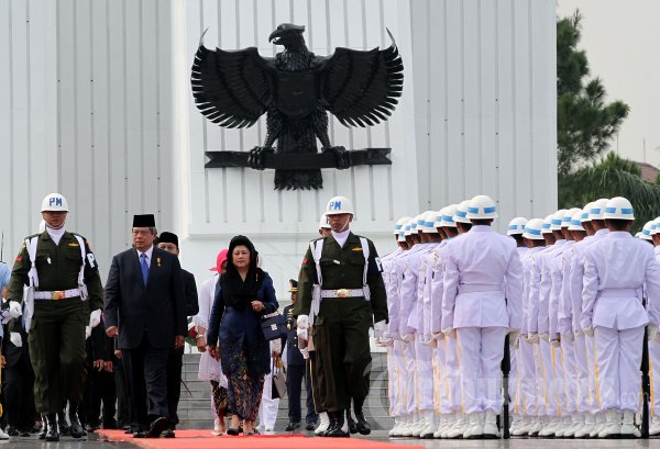 SBY Peringati Hari Pahlawan