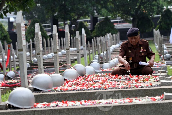 Veteran Tabur Bunga