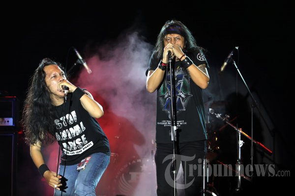 RI 1 Band