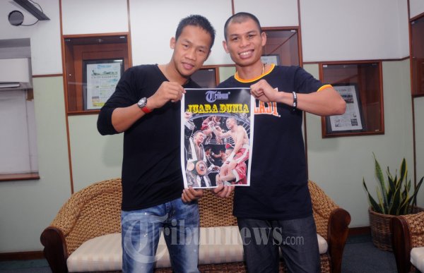 Chris John dan Daud Chino Jordan Kunjungi Tribun Jakarta