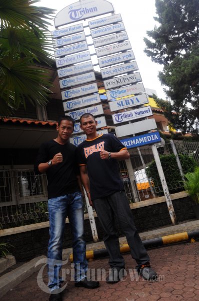 Chris John dan Daud Chino Jordan Kunjungi Tribun Jakarta