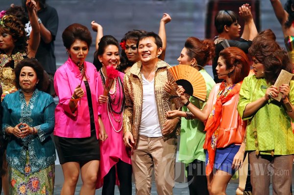 Pentas Teater Nyonya Nyonya Istana