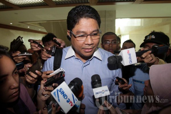 Pemerasaan BUMN oleh DPR
