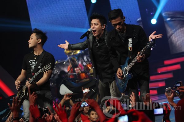 Konser NOAH Hidup Untukmu Mati Tanpamu