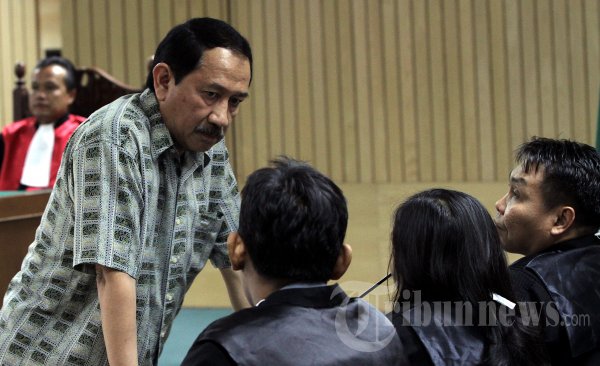 Sidang Vonis Rustam Pakaya