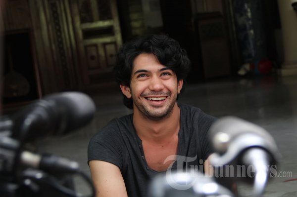 Reza Rahadian