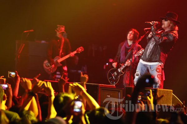 Konser Guns n Roses
