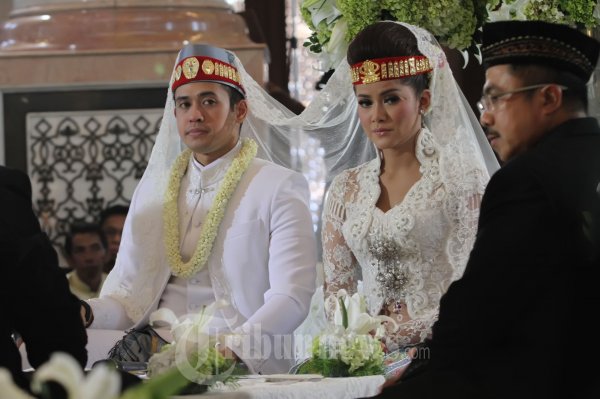 Akad Nikah Olla Ramlan dan Aufar Hutapea